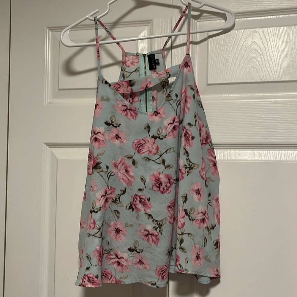 floral tank top